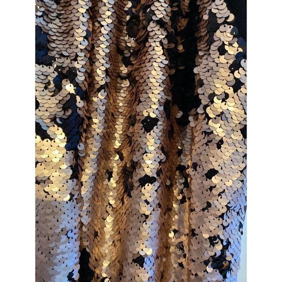 NWT Zumba Small Glitz+‎ Glamour Capri Sequin Sweatpants - Picture 2 of 5